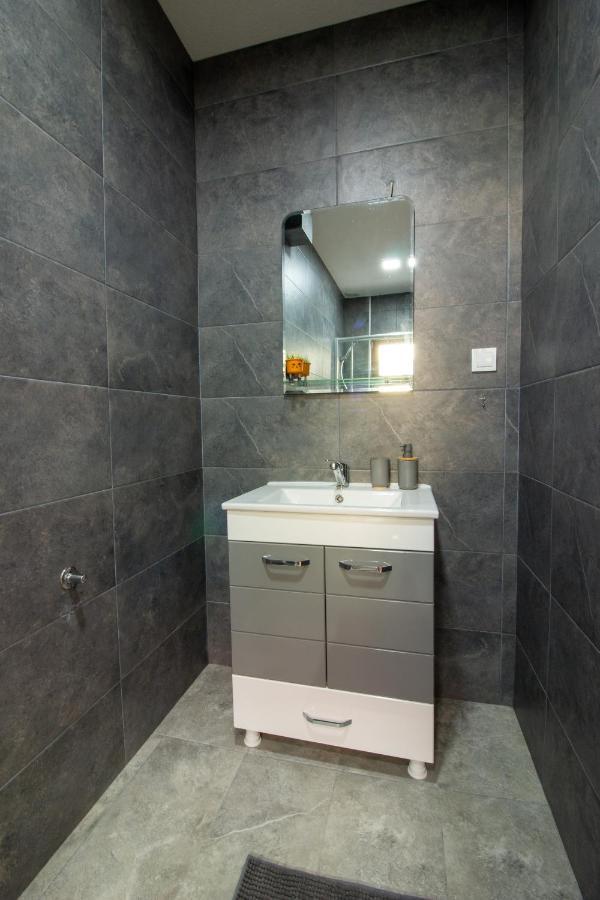 City Gate Apartment Охрид Экстерьер фото